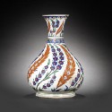 Ottoman Iznik bottle sets world record at $682,500 at Bonhams